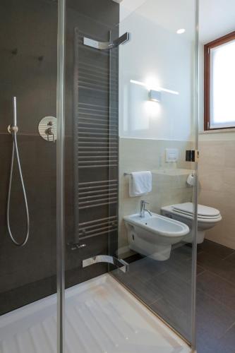 3 bedrooms, 7 beds