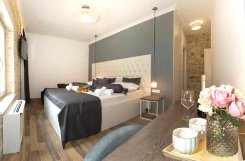 Aspalathos Residence - image 42