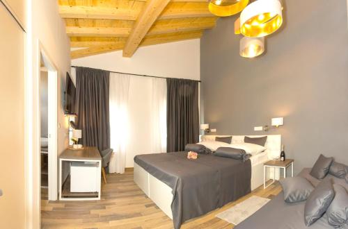 Aspalathos Residence - image 28