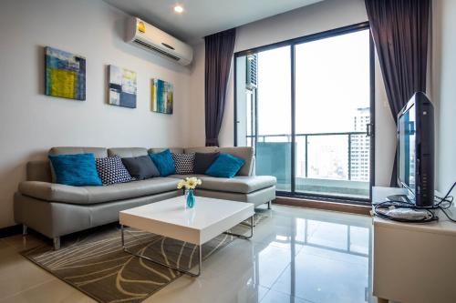 Supalai Asoke Residence Monthly