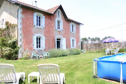 La Maison Rose a St Yaguen photo 22
