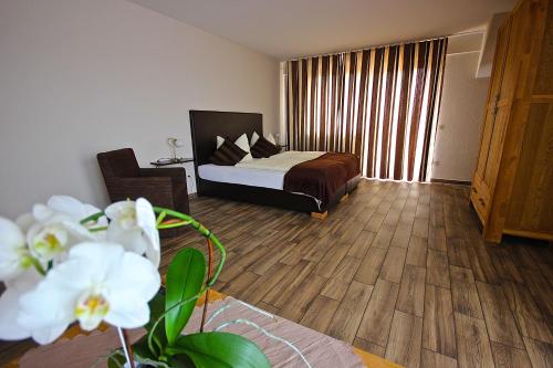 Kaiser ́s Weinland Hotel 2