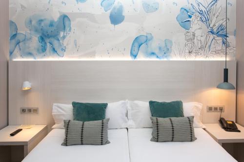 Hostal Operaramblas - image 2