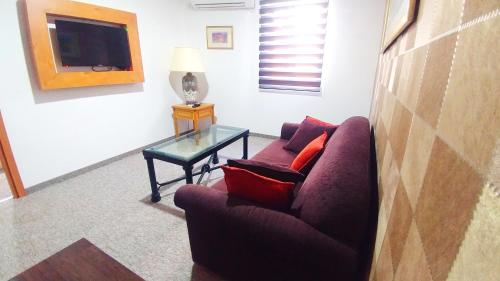One-Bedroom Apartment image 10