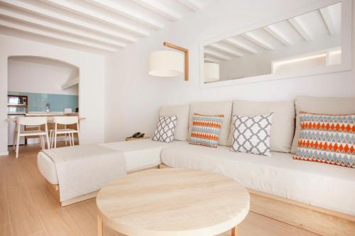 Grupotel Aldea Cala'n Bosch - Tap to explore photos