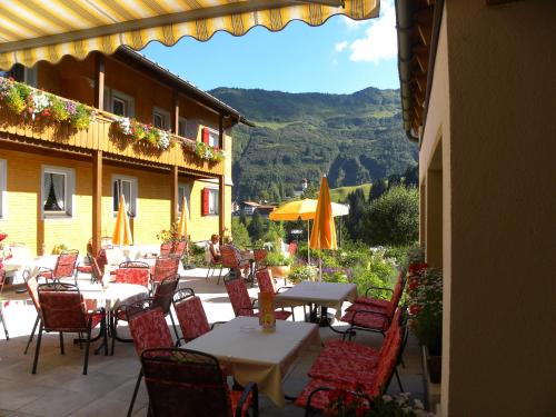 Hotel Alpenblume - image 12