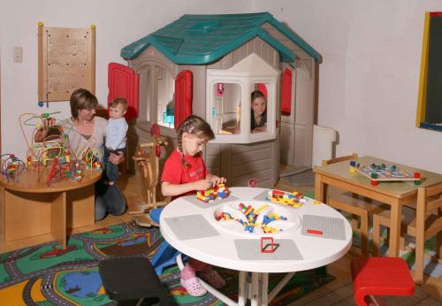 Hotel Alpenblume - image 5