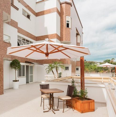 ระเบียง/ชานเรือน, Hotel Dois H in อนิตาการิบัลดี