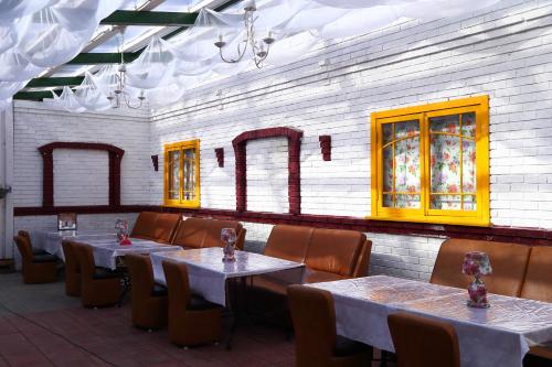 Shanson Hotel - image 4