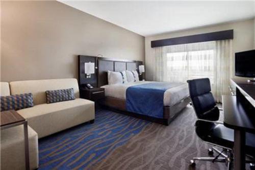 Holiday Inn Hotel & Suites Northwest San Antonio, an IHG Hotel