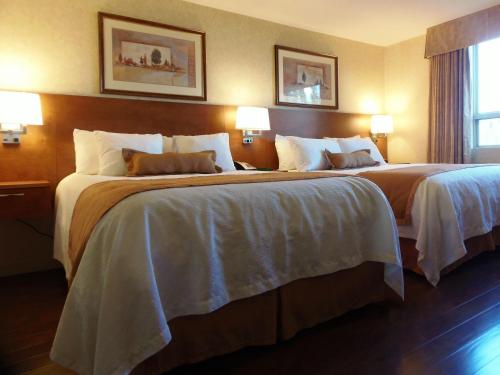 Rosslyn Inn & Suites