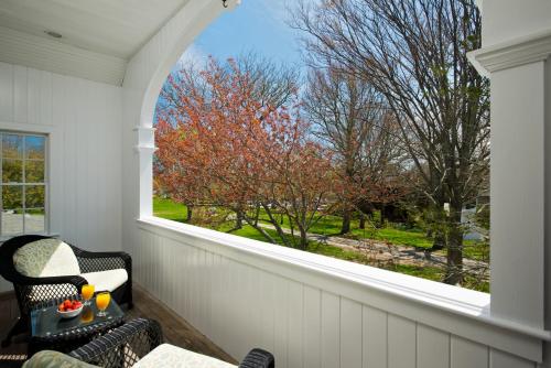 Chatham Wayside Inn - image 9