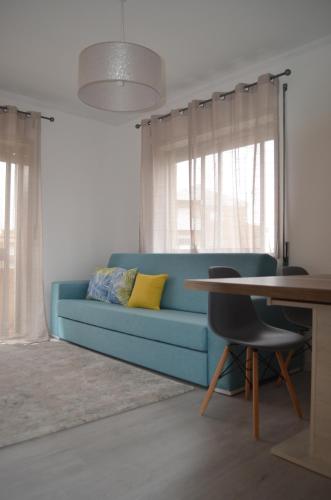Modern and Cozy Apartment 2