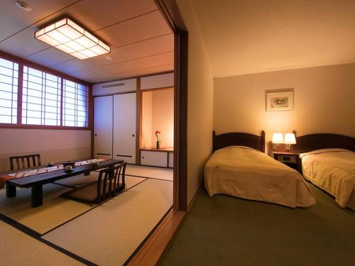 hiyoshien utsumi agenishi 40 55 chita japan jp 470 3321 sea side 112 16 dolphin drive mandurah aust