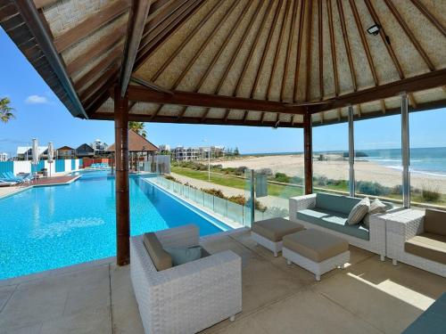 

Sea Side 209