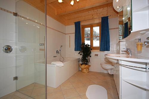  Harrys Hütte in Scharnitz