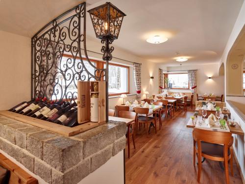 Hotel Chesa Randolina - image 2