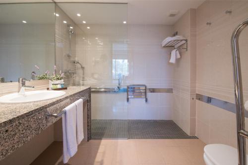La Costa Hotel Golf & Beach Resort - main image