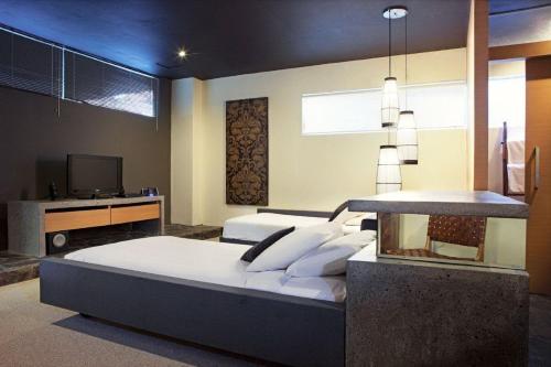 Clio Apartments Room Type - Twin Studio