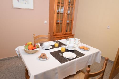 Apartamentos Turísticos Ceres - image 9