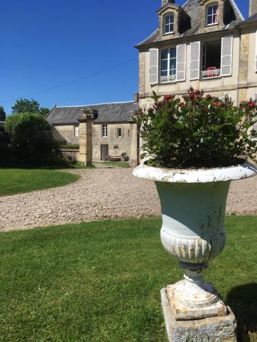 Les Escuries, dépendances du Château