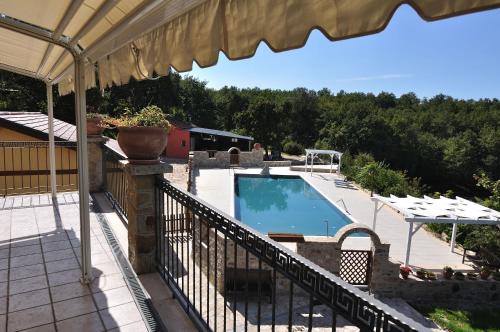 Peldbaseins, Agriturismo La Dimora dei Cavalieri in Vaglio Basilicata