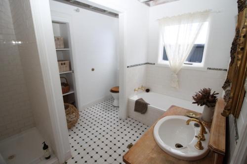Bathroom, Cottage At 31 in Bundanoon