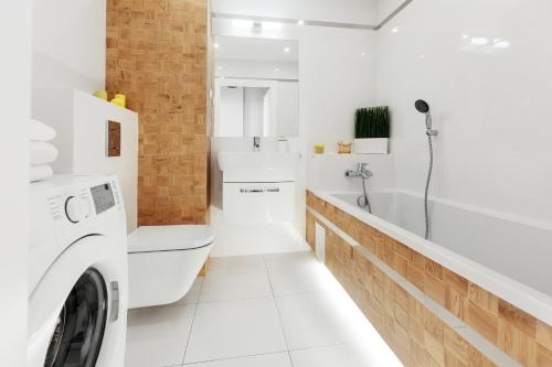 Millennium Manufaktura Green - image 3