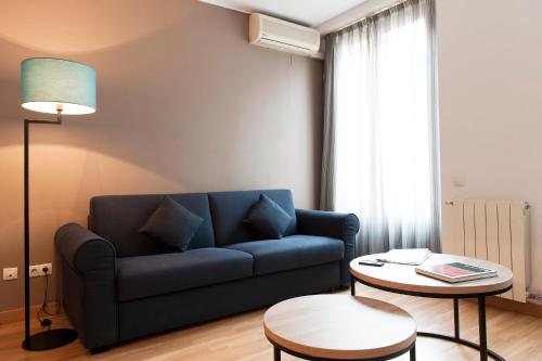 MH Apartments Ramblas - image 2