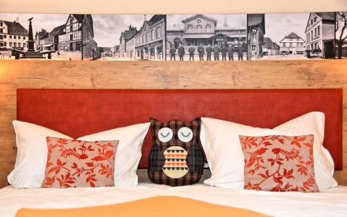 Hotel Pension Fortuna - Tap to explore photos