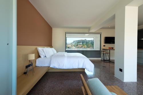 Acropolis View Luxury Apartment - image 4
