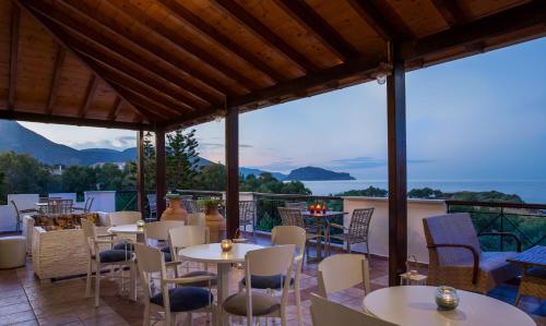 Erkély/terasz, Iris Beach Hotel in Monemvaszia