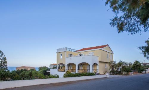 A szálláshely kívülről, Iris Beach Hotel in Monemvaszia