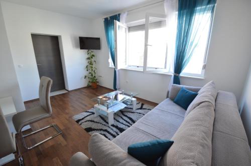 Apartments Silvia 4