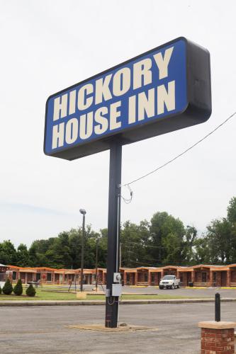 Hickory House Inn