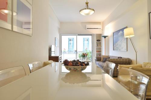 Architect Designer's Apartment in Kolonaki, Atény (fotografie 8)