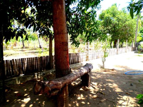 taman, Yaswi Guest House in Pasikuda