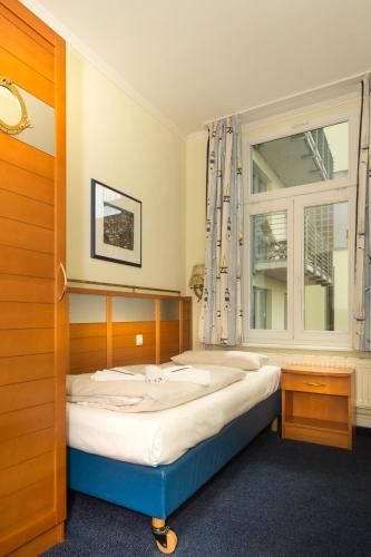 Hiddenseer Hotel - image 5