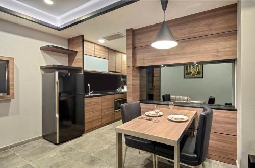 オーチャード グランド コート5