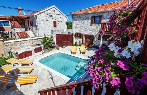  Studios Villa Romantica, Pension in Zadar