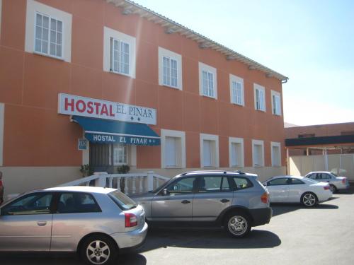 . Hostal El Pinar