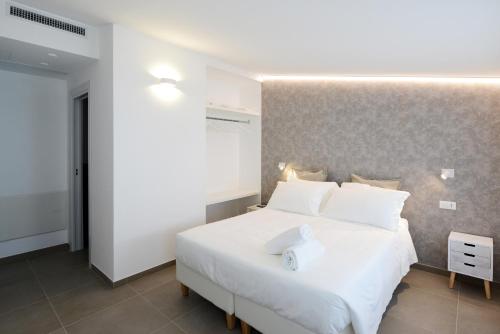 Miramed rooms - image 10