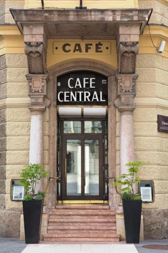 Hotel Central - image 5