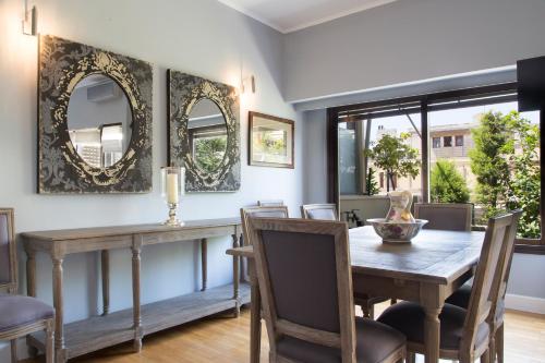 Beautiful Penthouse in Athens with outdoor jacuzzi, Athens (photo 9)