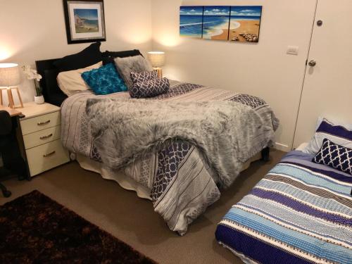 Sea view guest house - image 5