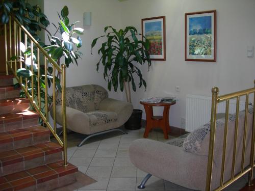 Lobby, Zajazd Podjadek in Osjakow