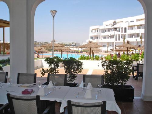 餐廳, 卡波加達歐特斯酒店 (Ohtels Cabogata) in 雷塔馬爾