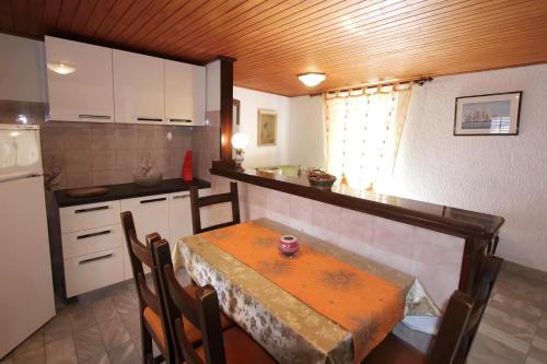  Apartment Zora in Lovran