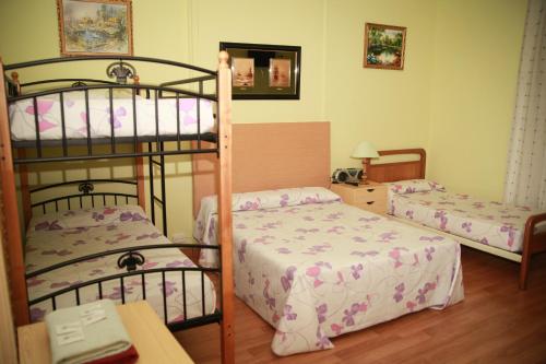 Hostal Loyola - image 4