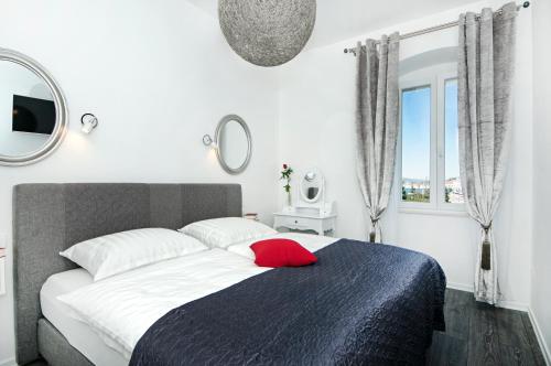 Apartments Mihaela, Split (photo 3)